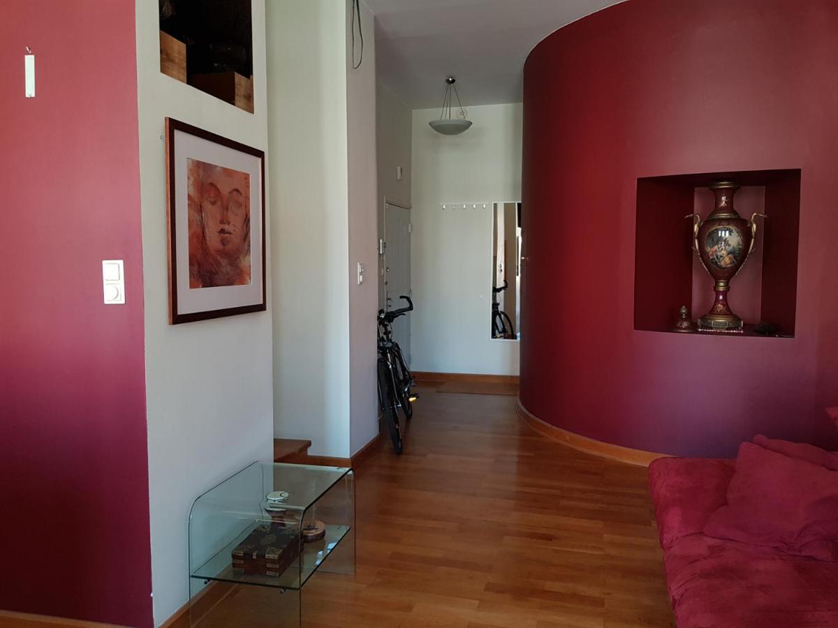 Unique Luxury Studio On Market Square *